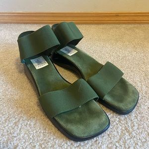 90s Elastic Stretch Wedge Platform San Miguel